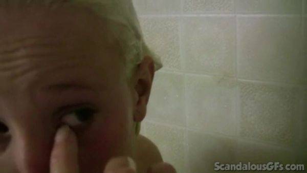 Jewel Blowjob and rubbing in Shower - txxx.com on gratisflix.com