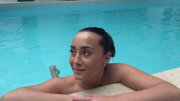 Aroused female filmed by the pool working her magic in true porno - hellporno.com on gratisflix.com