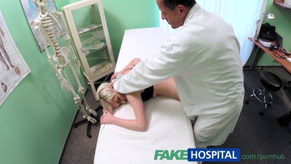 Tattooed blonde gets drilled hard by her fakehospital doctor - sexu.com on gratisflix.com