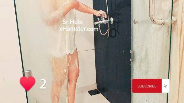 Sri Lankan New Sexy Brunette Girl Bath And Solo Fun - desi-porntube.com - India - Sri Lanka on gratisflix.com