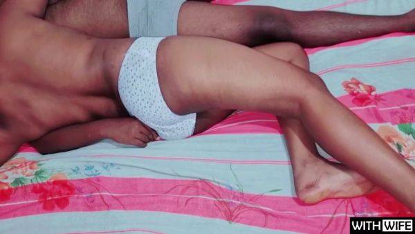 Cuckold Husband In වයෆය මය එකක නදගනන කමත කවද? - Sri Lankan Wants Share His Wife - desi-porntube.com - India - Sri Lanka on gratisflix.com