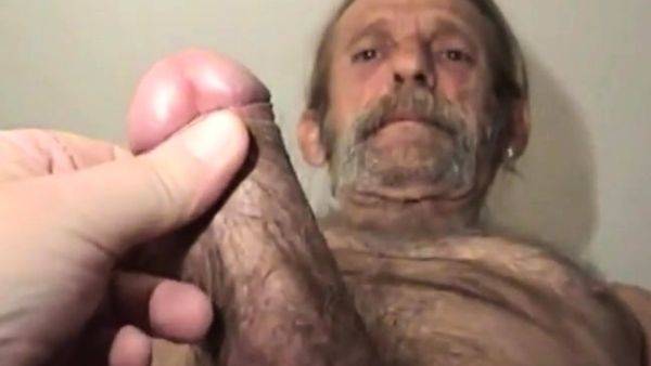 Hairy dirty straight worker shows hisuncut big cock - drtuber.com on gratisflix.com