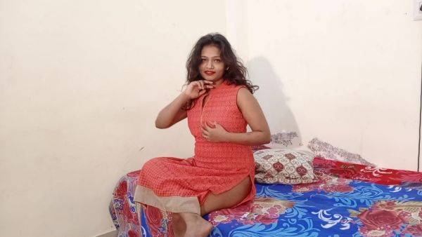 18 Year Old Indian College Babe With Big Boobs Enjoying Hot Sex - hclips.com - India on gratisflix.com