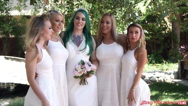 Bitches attend wedding party where they fuck like sluts in group scenes - xbabe.com on gratisflix.com