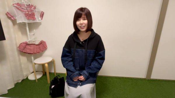 0002134_18歳巨乳の日本人女性がエロパコ販促MGS１９min - txxx.com - Japan on gratisflix.com