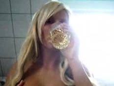 Blonde MILF with Big Boobs Playing Cam Free Porn - drtuber.com on gratisflix.com