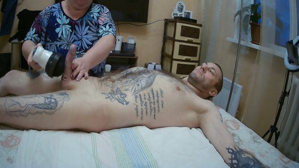 Back Massage Ended With Penis Massage And Masturbation - hclips.com - Russia on gratisflix.com