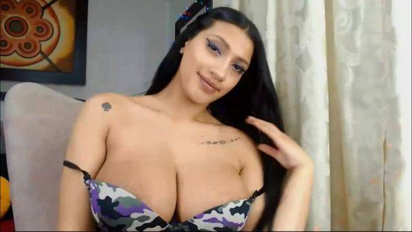 Busty Latina Babe Teaes In Front Of Webcam - hclips.com on gratisflix.com
