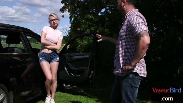 Voyeur babe teases BF outdoor by car with her naked body - txxx.com - Britain on gratisflix.com