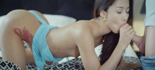 Lia Lin - Skinny babe with small tits gets an orgasm - inxxx.com on gratisflix.com