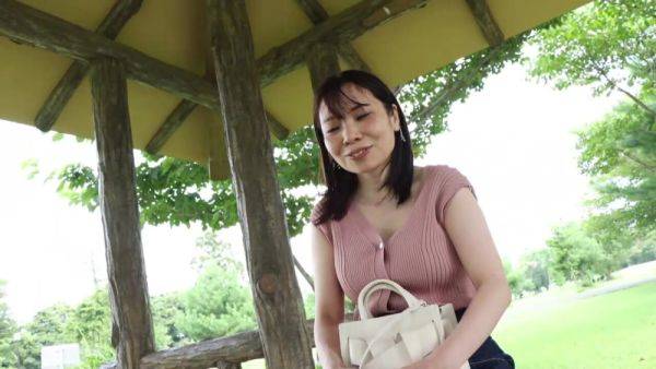 0002306_３０代の日本人女性が人妻NTRのエロハメ販促MGS19min - hclips.com - Japan on gratisflix.com