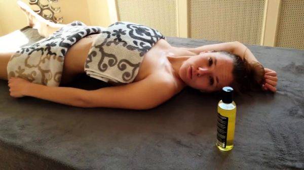 Oily massage orgasm - drtuber.com on gratisflix.com