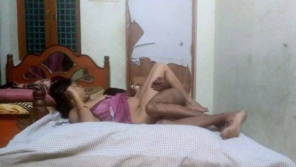 Fingering My Sexy Indian Telugu Wife Shaved Pussy - drtuber.com - India on gratisflix.com