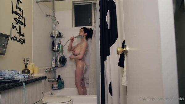 Tessa Fowler In Nude Big Tits Shower Video Leaked - hclips.com on gratisflix.com