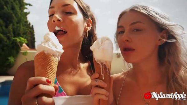 Lesbian Threesome Ice-cream Sandwich - videomanysex.com on gratisflix.com