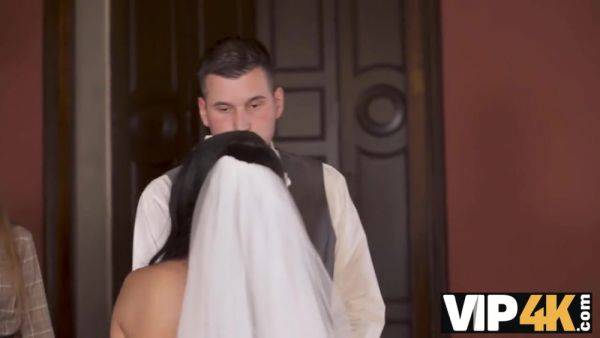 VIP4K. Horny newlyweds cant resist and get intimate right after wedding - hotmovs.com on gratisflix.com