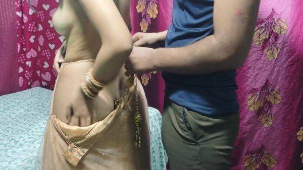Desi Indian Girlfriend Going To Marriage Then Fucked Hardcore By Her Boyfriend - hclips.com - India on gratisflix.com