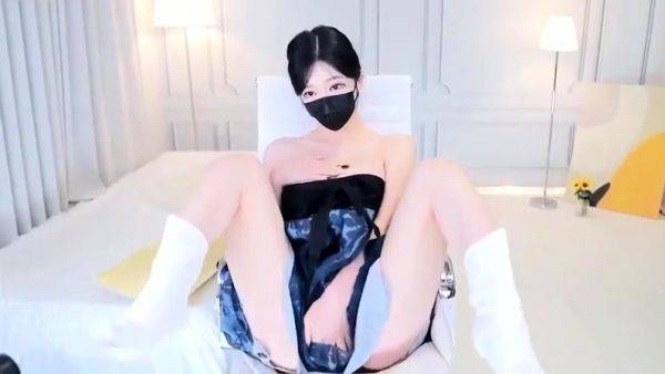 Webcam Asian chick anal masturbation tease - drtuber.com - Japan on gratisflix.com