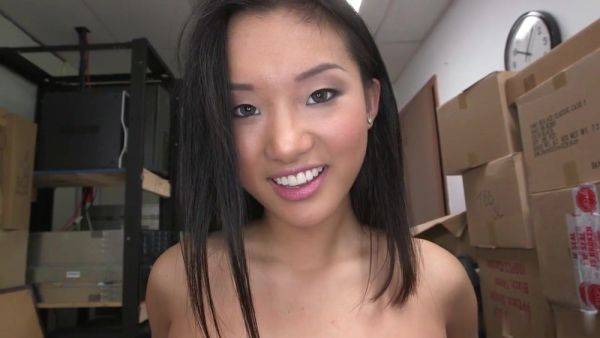 Alina Li Among Packages - Alina li - xtits.com on gratisflix.com