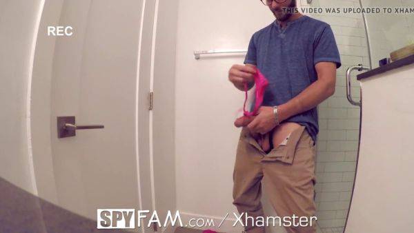 Gianna Dior gets her panties sniffed & fucked hard by her bro's big cock - sexu.com on gratisflix.com