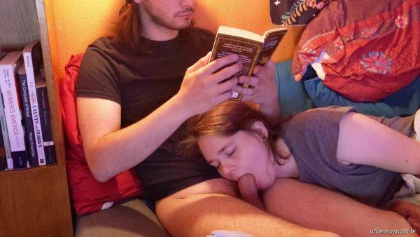 My boyfriend loves to read a book while I keep his cock in my mouth. - anysex.com on gratisflix.com