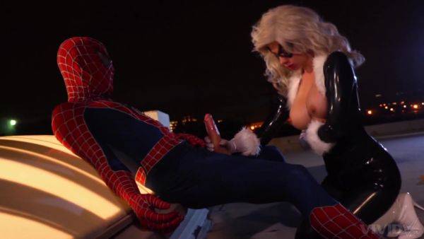 Blonde cougar dazzles with her huge tits while doing Spider Man - xbabe.com on gratisflix.com