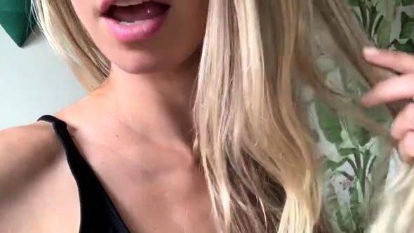 Blonde Babe Solo Masturbation Free Sexy Porn - drtuber.com on gratisflix.com