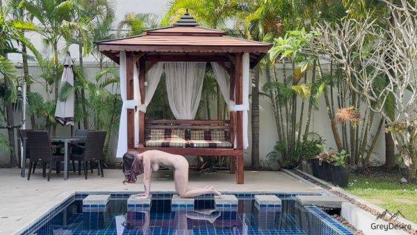 Nude Yoga: Balance Practice Workout Yoga With Grey - upornia.com on gratisflix.com