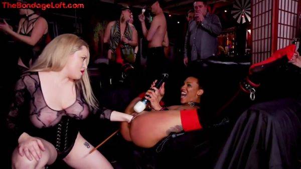 Public anal Ebony pussyfisted and whipped by domina - hotmovs.com on gratisflix.com