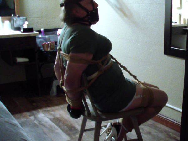 Fem Slave Mistress Loves To Leave Me Bound And Gagged - hclips.com on gratisflix.com