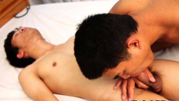 Twink Asian stud banged in anal hole - drtuber.com on gratisflix.com
