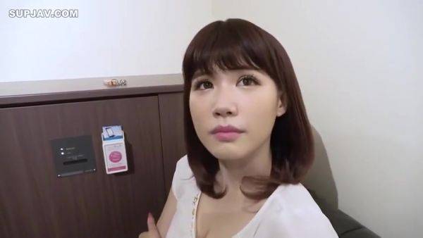 Year-old Aspiring Female Announcer Has Slender Big - videomanysex.com - Japan on gratisflix.com