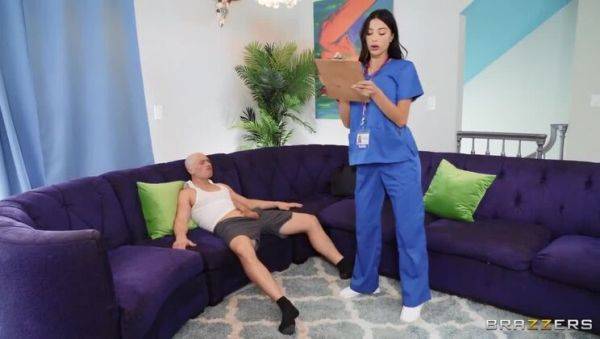 Nurse Azul's House Visit: A Big-Titted MILF's Medical Attention - veryfreeporn.com on gratisflix.com