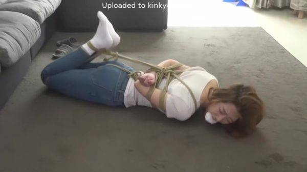 Asian Girl Tied Up And Gagged Part 2 - upornia.com on gratisflix.com