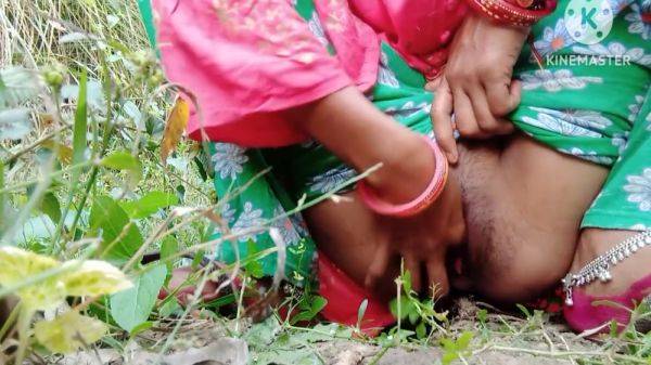 Desi Super Hot Dud Sexy Cute Hot Mild Riding Village Bhabi Sexy - desi-porntube.com - India on gratisflix.com