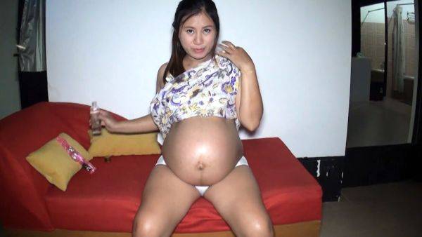 8 month pregnant hormones out of control Thai MILF needs something - txxx.com - Thailand on gratisflix.com