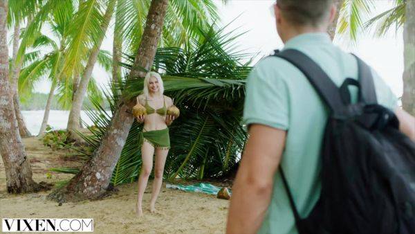 Slim Blonde Beauty Brightens Up Her Last Night In the Tropical Paradise With Mind-blowing Sex - anysex.com on gratisflix.com