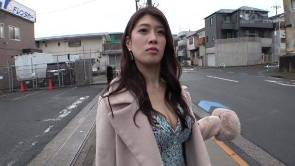 0002279_30代の巨乳日本女性が激ピスされる人妻NTRのエチハメ - upornia.com - Japan on gratisflix.com