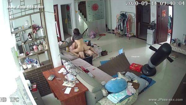 Hackers use the camera to remote monitoring of a lover's home life.609 - txxx.com - China on gratisflix.com