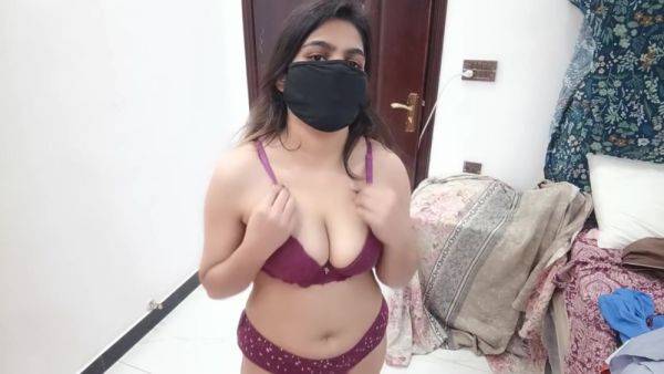 Incredible Porn Video Solo Great Only For You - Sobia Nasir - desi-porntube.com on gratisflix.com
