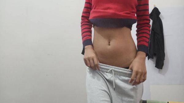 Sexy Desi Hot Girl Fingering And Masturbating In Her Room - desi-porntube.com - India on gratisflix.com