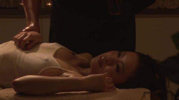 Aphrodisiac Japanese Oil Massage Squirting Orgasm - upornia.com - Japan on gratisflix.com