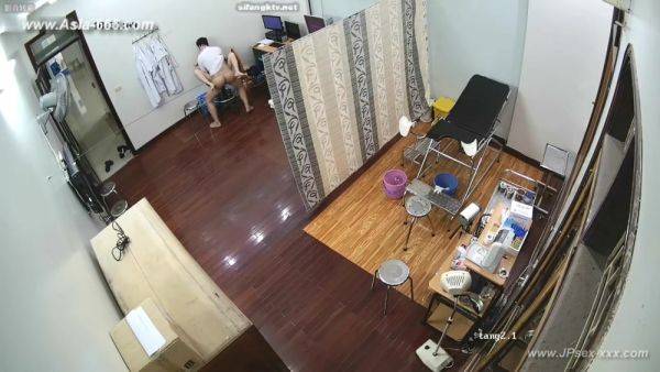 Hackers use the camera to remote monitoring of a lover's home life.615 - hotmovs.com - China on gratisflix.com