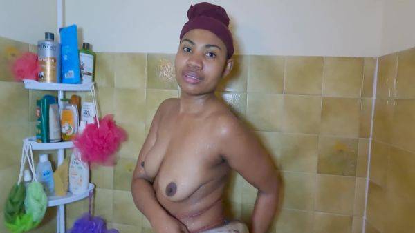Beautiful Mixed-race In The Shower - upornia.com on gratisflix.com