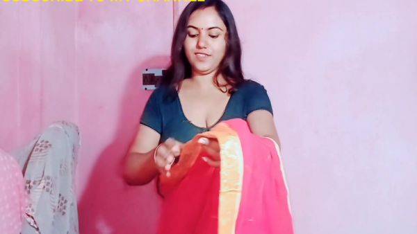 Bhabhi Removing Saree In Front Of Devar Big Boobs Deep Navel - desi-porntube.com - India on gratisflix.com