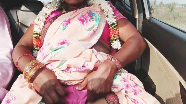 , , Indian Bhabi Car Sex, Telugu Dirty Talks - desi-porntube.com - India on gratisflix.com