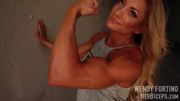 Fbb Wendy Fortino 01 - upornia.com on gratisflix.com