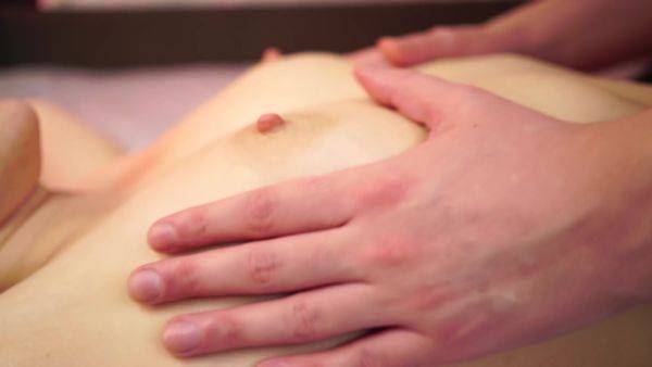 Close Up Tits Massage - hclips.com on gratisflix.com