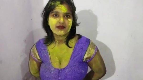 Devar Bhabhi - Indian Holi Sex Hindi Audio - desi-porntube.com - India on gratisflix.com