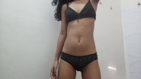 Amateur Asian Babe Shows Us What Perfection Looks Like - desi-porntube.com - India on gratisflix.com